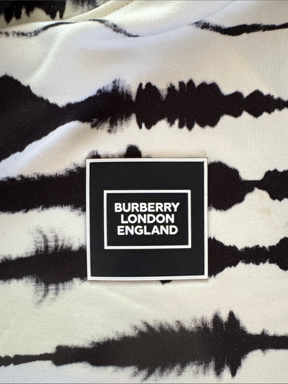 Burberry Black and White zebra print Hoodie - Picture 2 of 3
